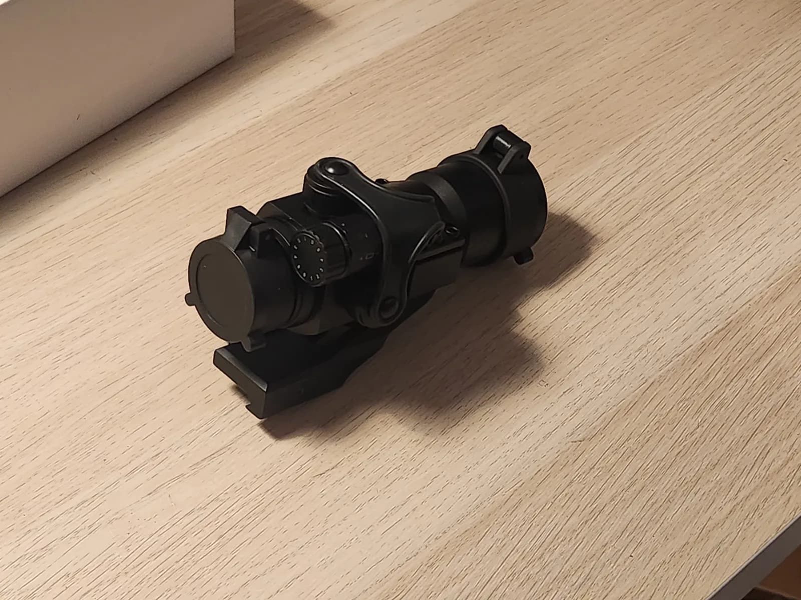 Red dot mini 4