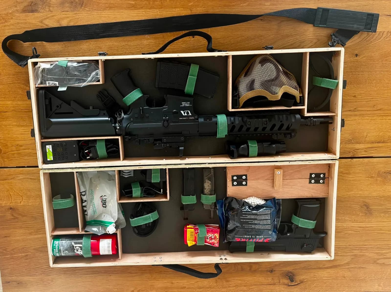 Pack airsoft complet – M4 + Desert Eagle