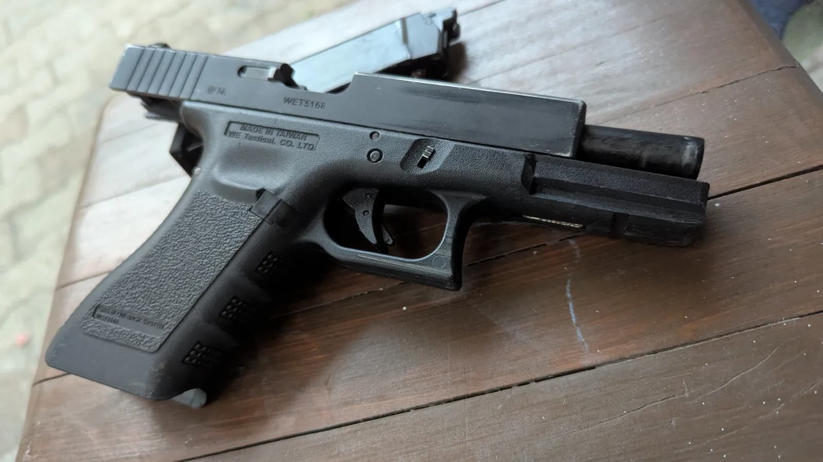 Glock 17 Gen3 WE GBB mini 2