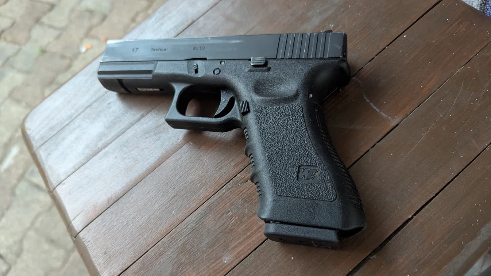 Glock 17 Gen3 WE GBB mini 6