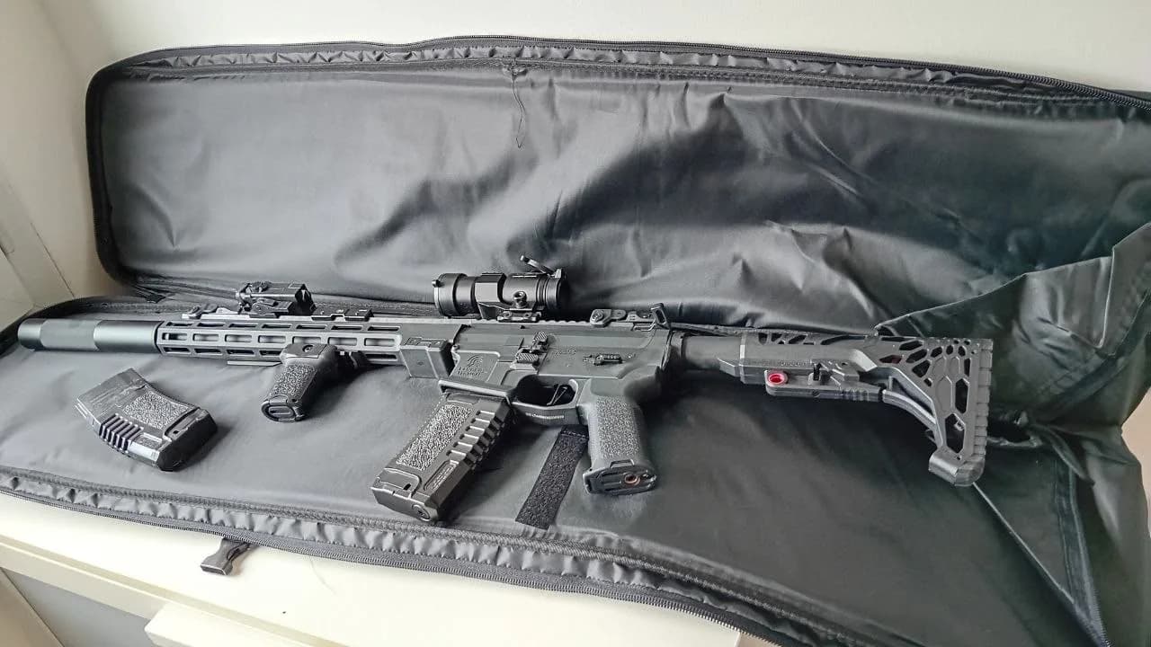 Réplique airsoft AEG Lancer Tactical mini 1