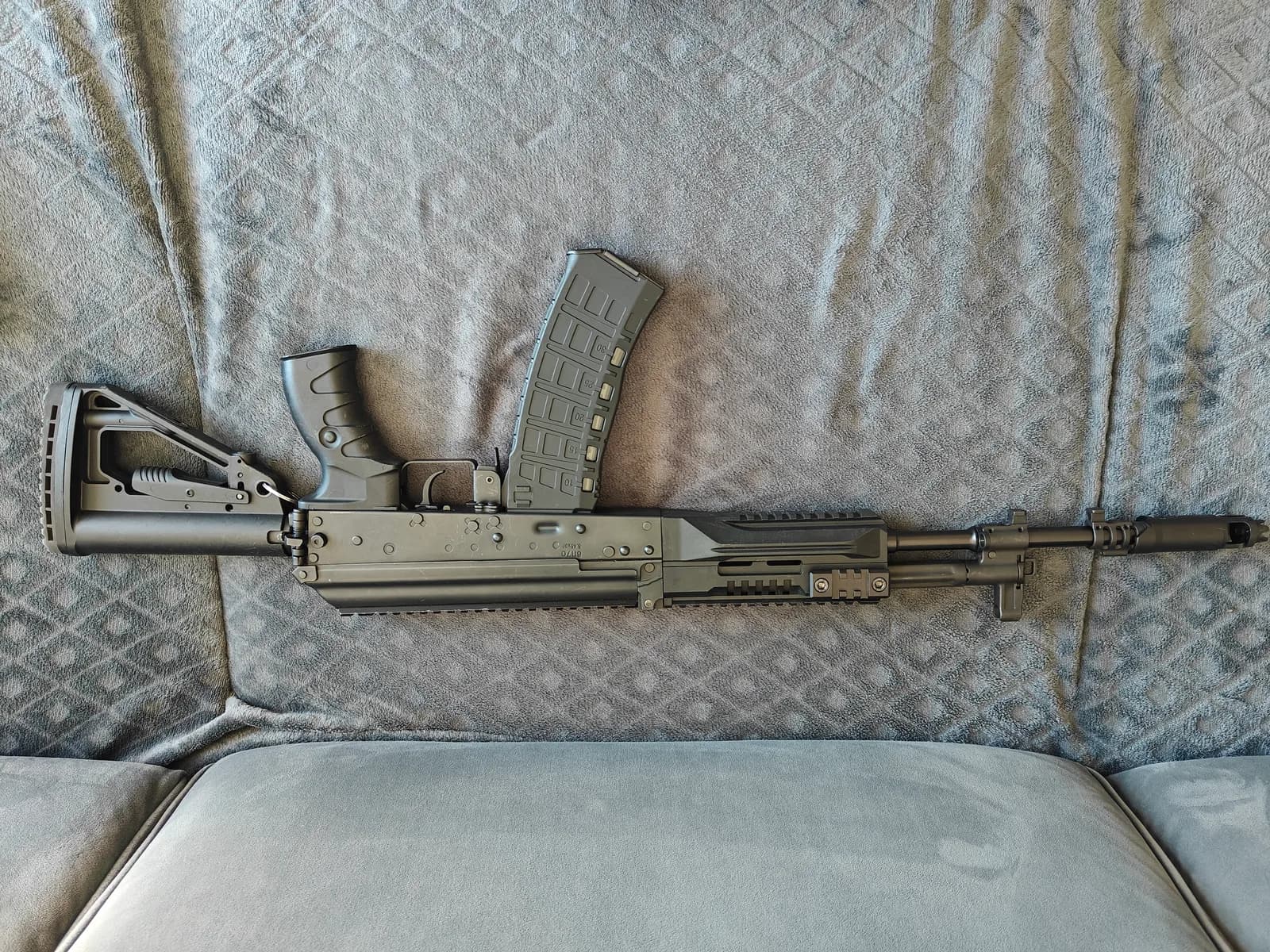 Réplique AEG AK-12 Arcturus mini 1