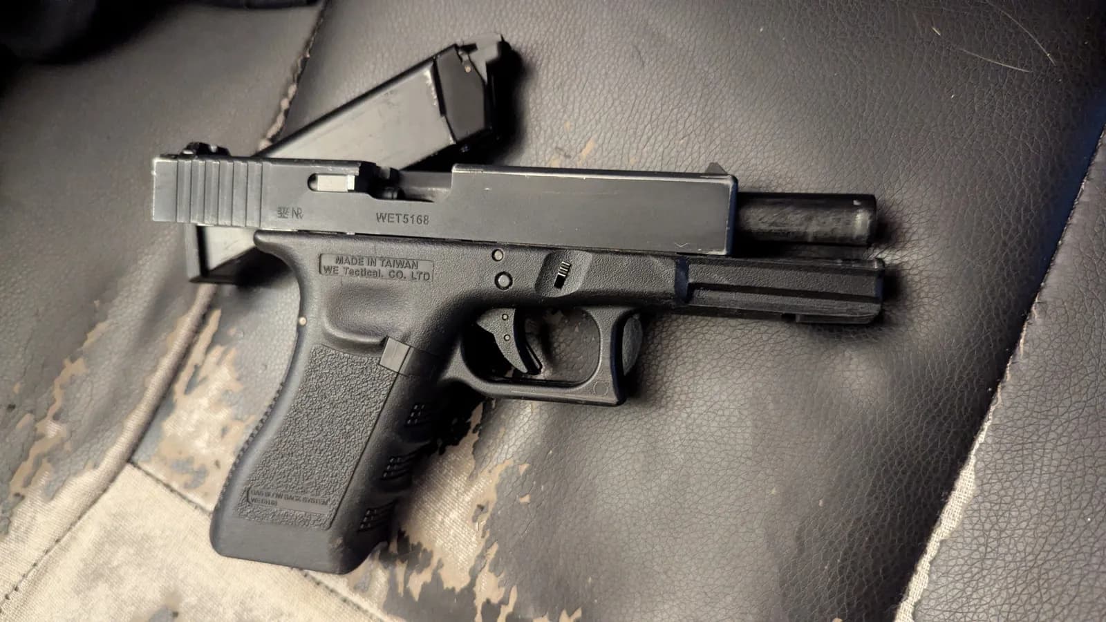 Glock 17 Gen3 WE GBB mini 9