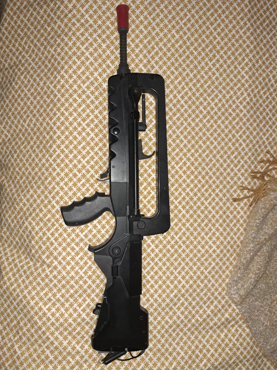 Famas Tokyo Marui