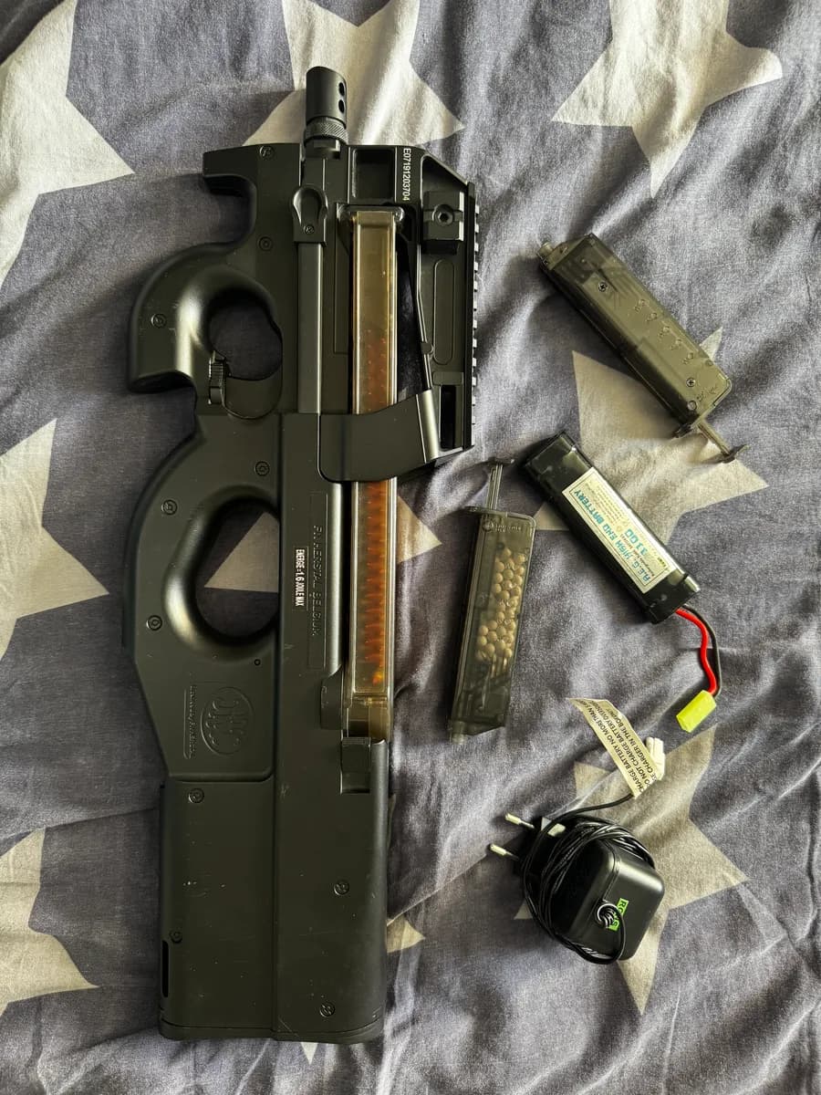 P90 Cybergun