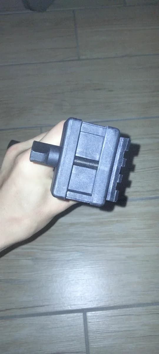 Poignée bipied mini 1