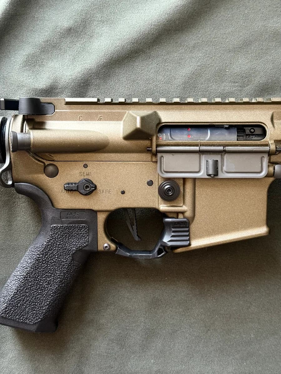 M4 VFC AVALON Saber CQB+ Acc mini 4