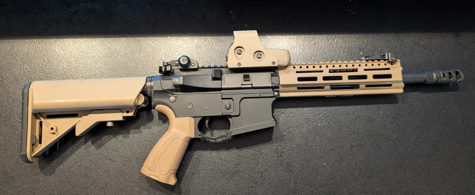 G&G Combat Machine M4 noir/tan avec viseur