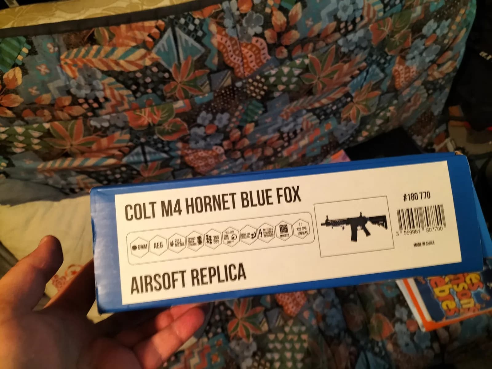 Colt M4 Hornet Blue Fox – Viseur VictOptics mini 2