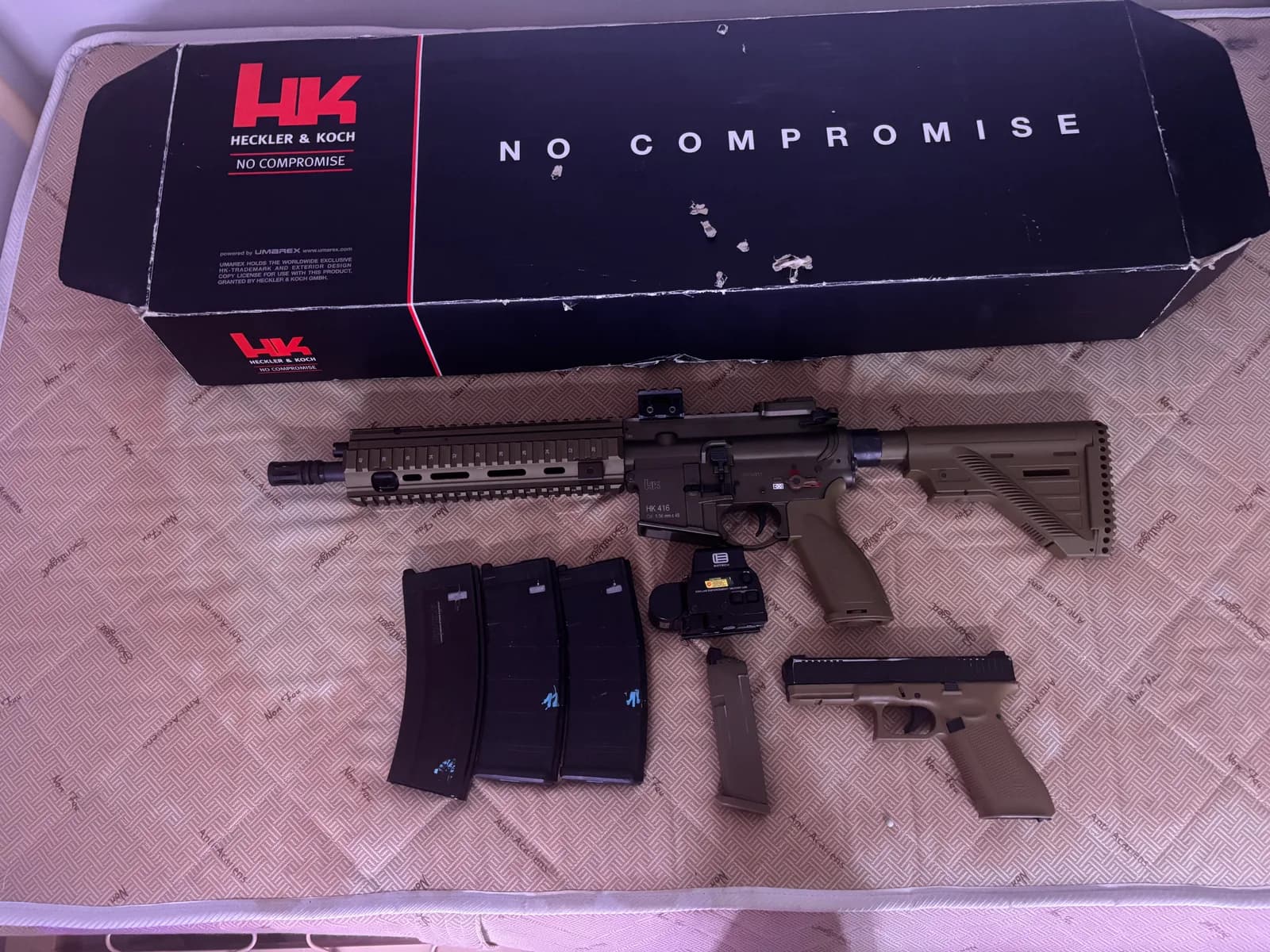 Hk416 + Glock 17 mini 1
