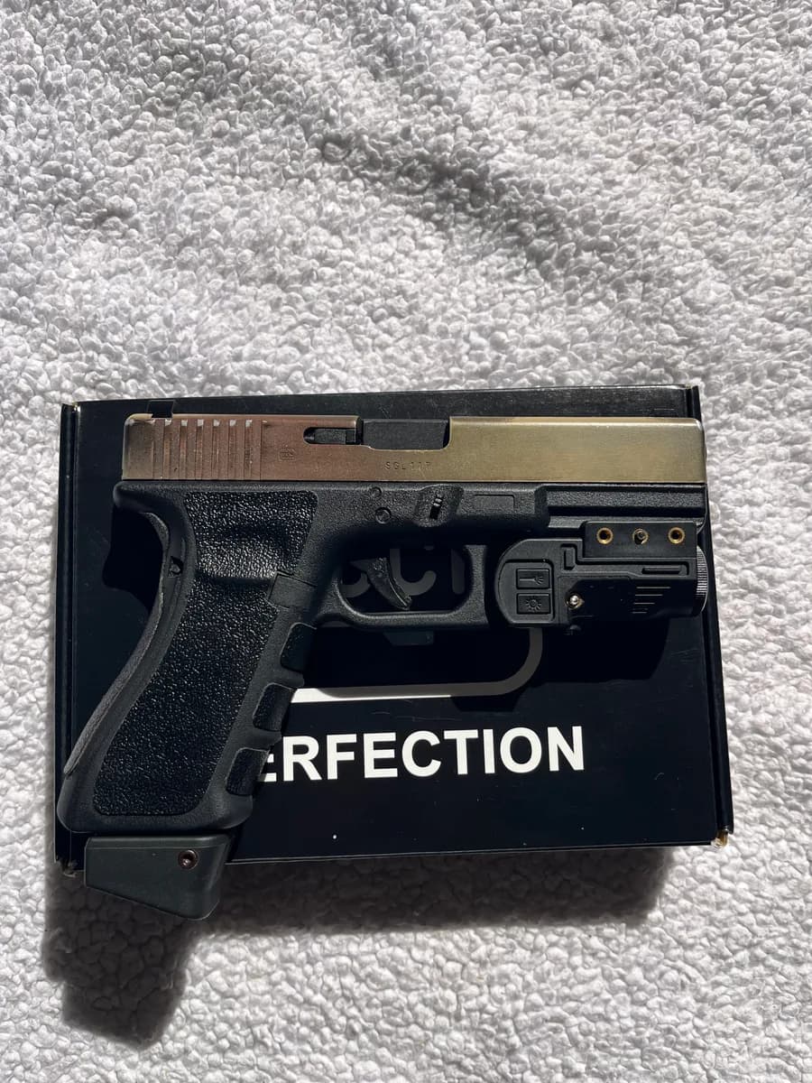 Glock G17 Cybergun