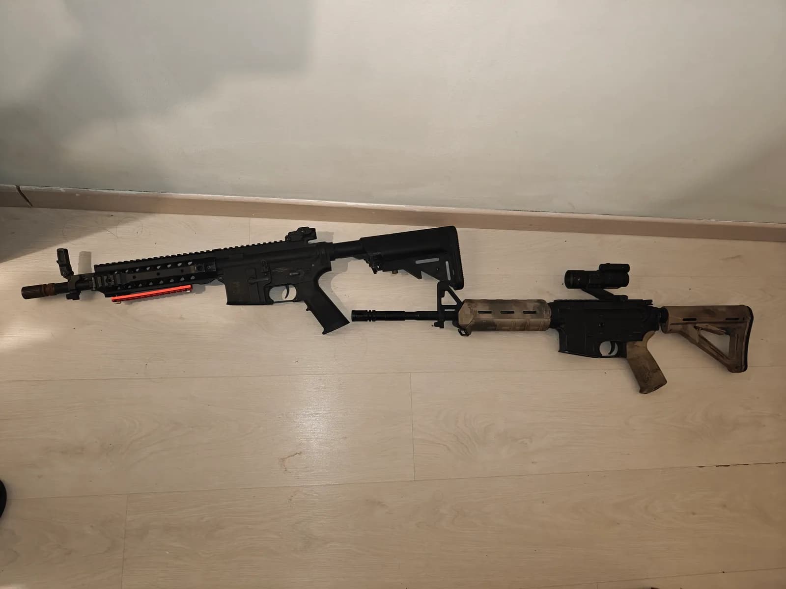 Lot de 2 Répliques Airsoft M4/AR-15