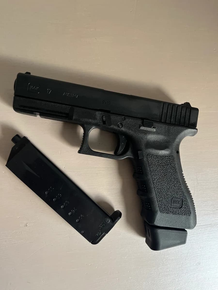 Pack Airsoft Glock 17 Gen 3 CO2 Inokatsu mini 1