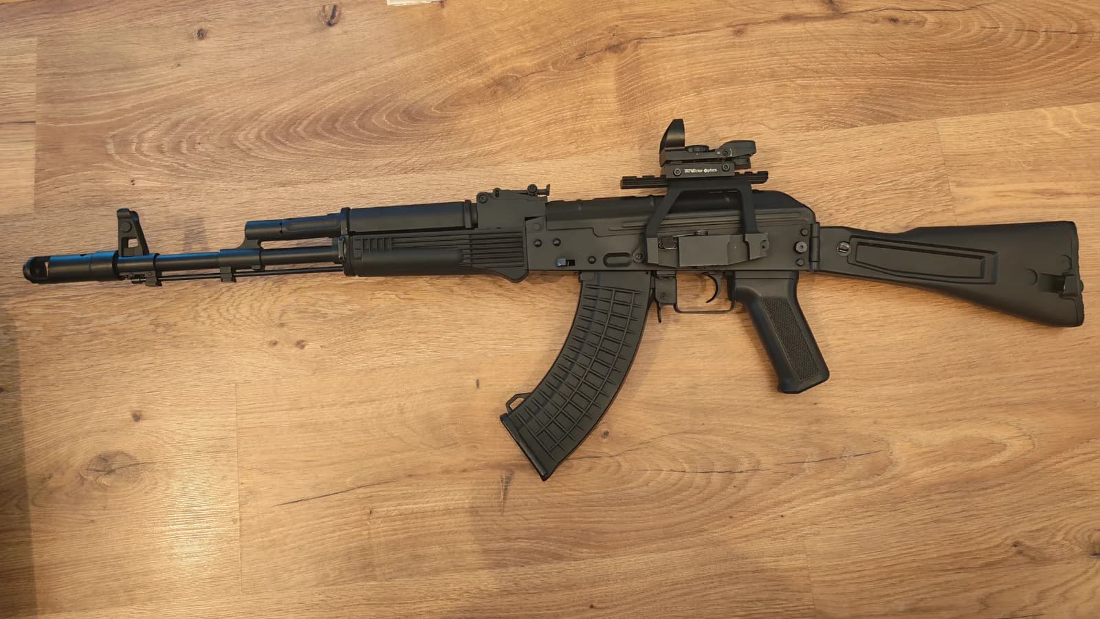 Cyma AK-74M CM047C + optique, Lipo, chargeurs, mallette mini 2