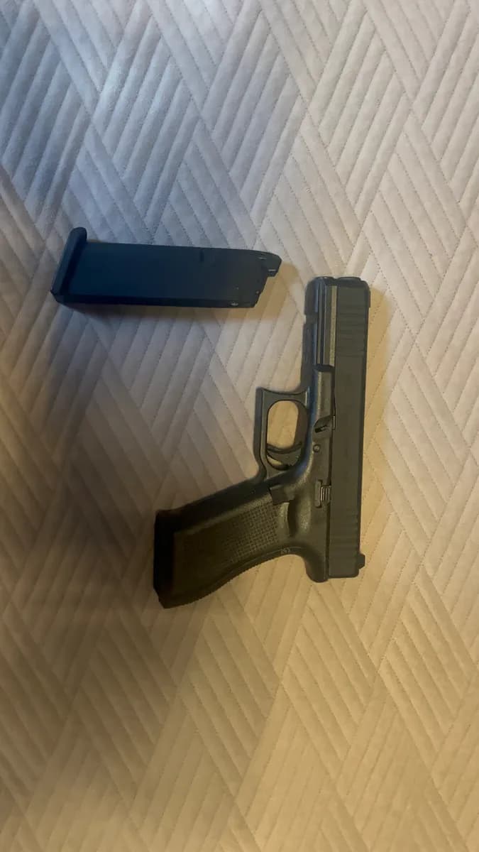 Glock 17 gen 5 GBB mini 1