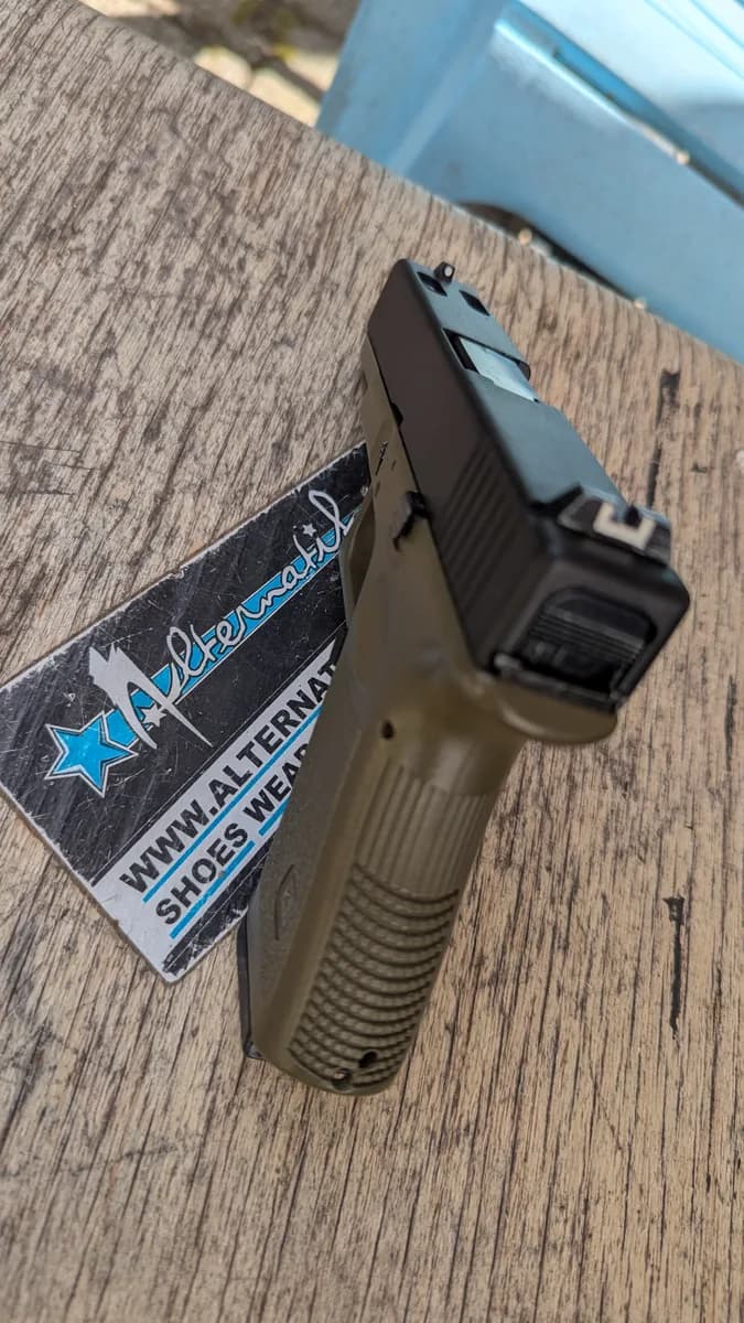 Glock 19 Gen3 Kaki GBB KJW mini 4