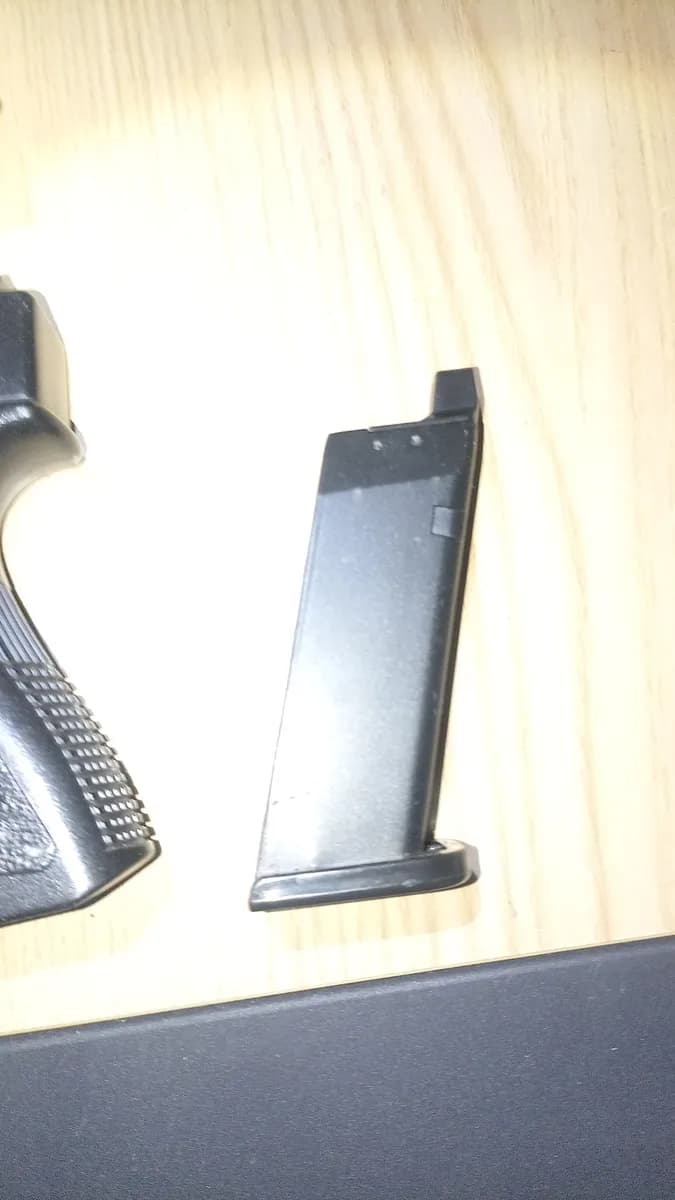 Réplique airsoft type Glock mini 1