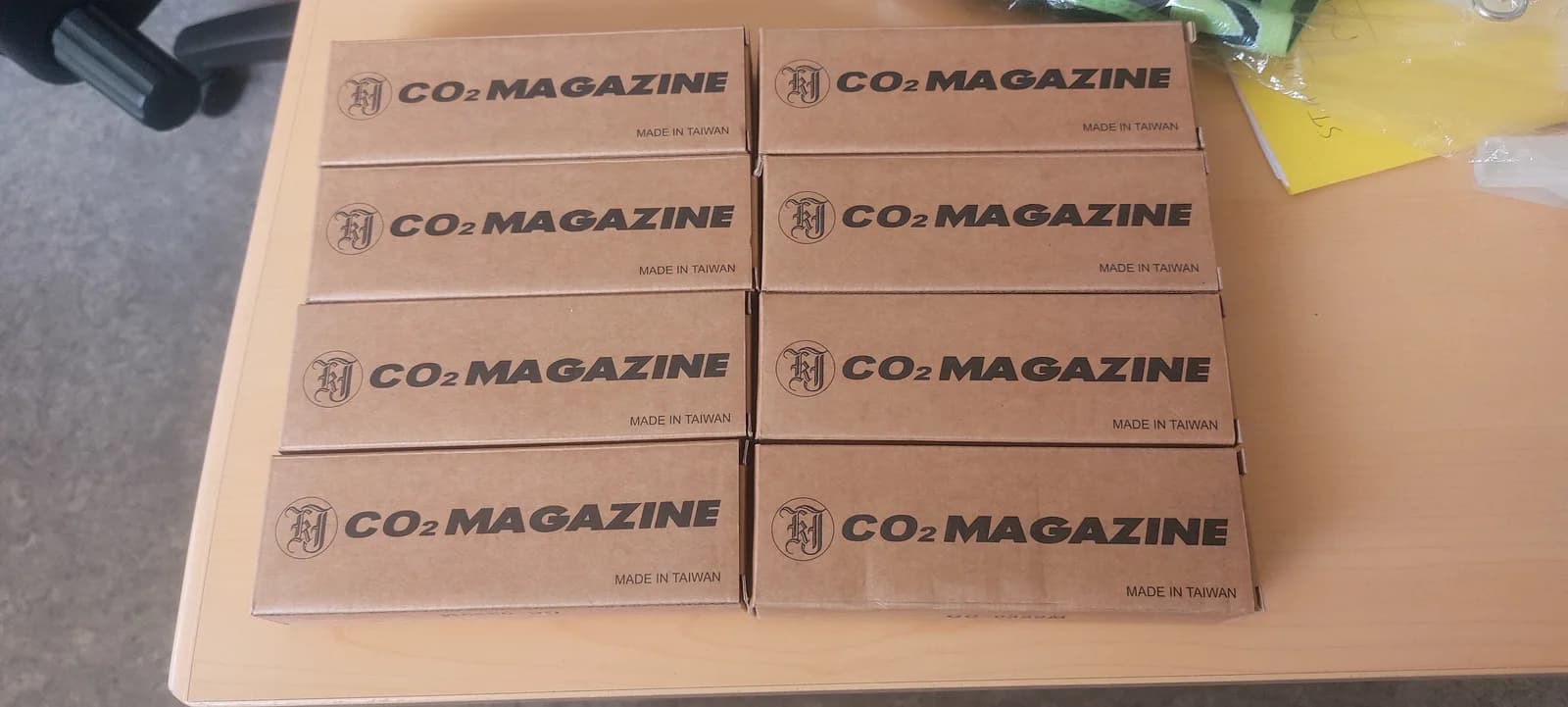 8 chargeurs c02 mini 2