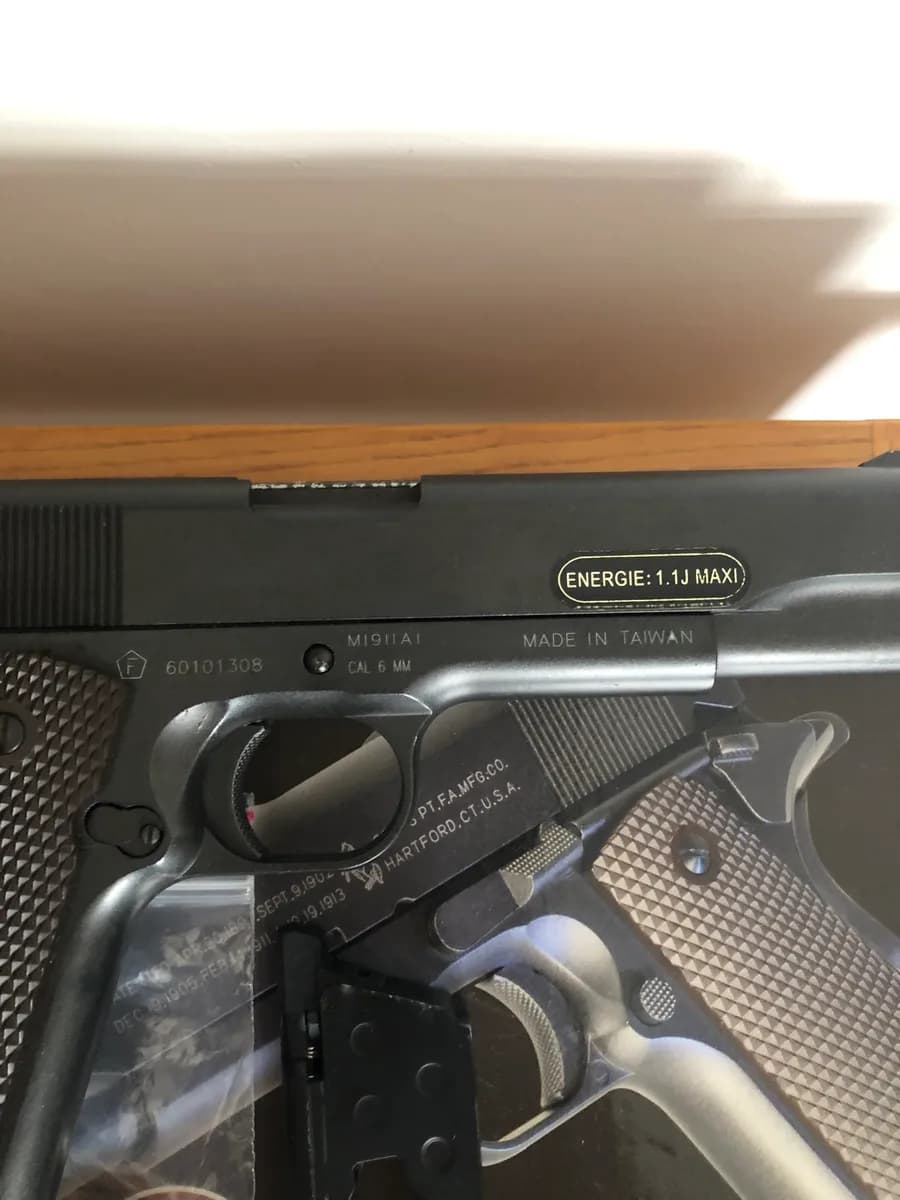 Colt 1911 A1 mini 4