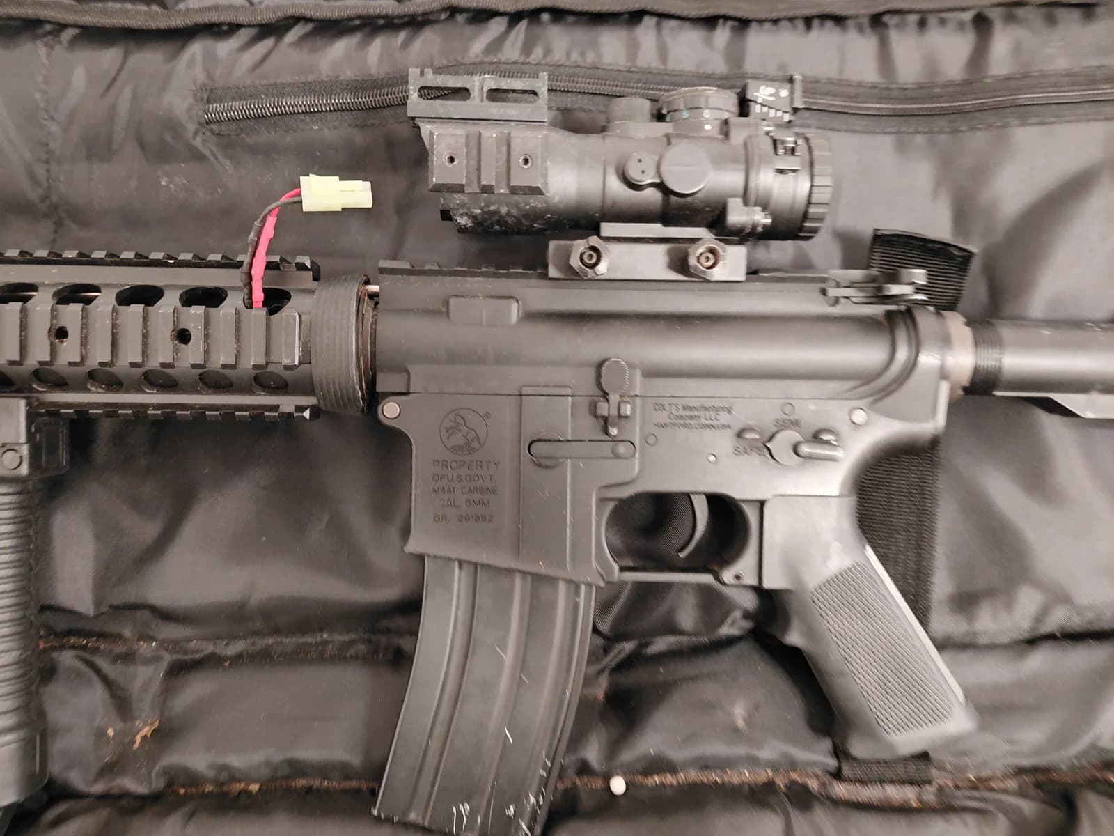 Fusil d assault, Dan Wesson, matériel mini 4