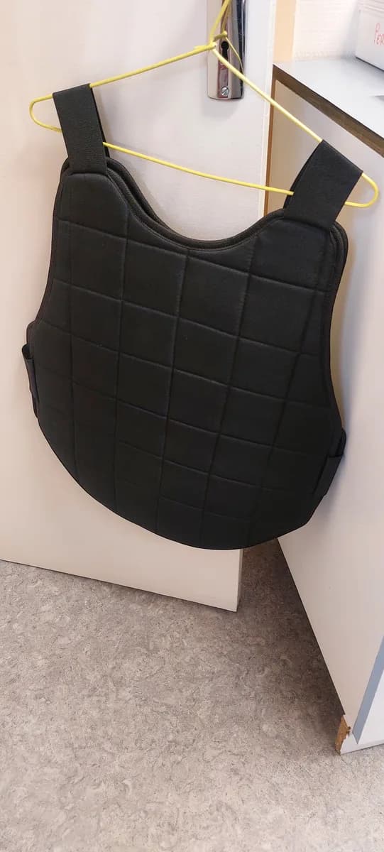 8 plastrons protections neufs mini 2