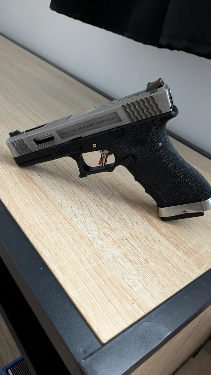 Glock 17 custom WE mini 2