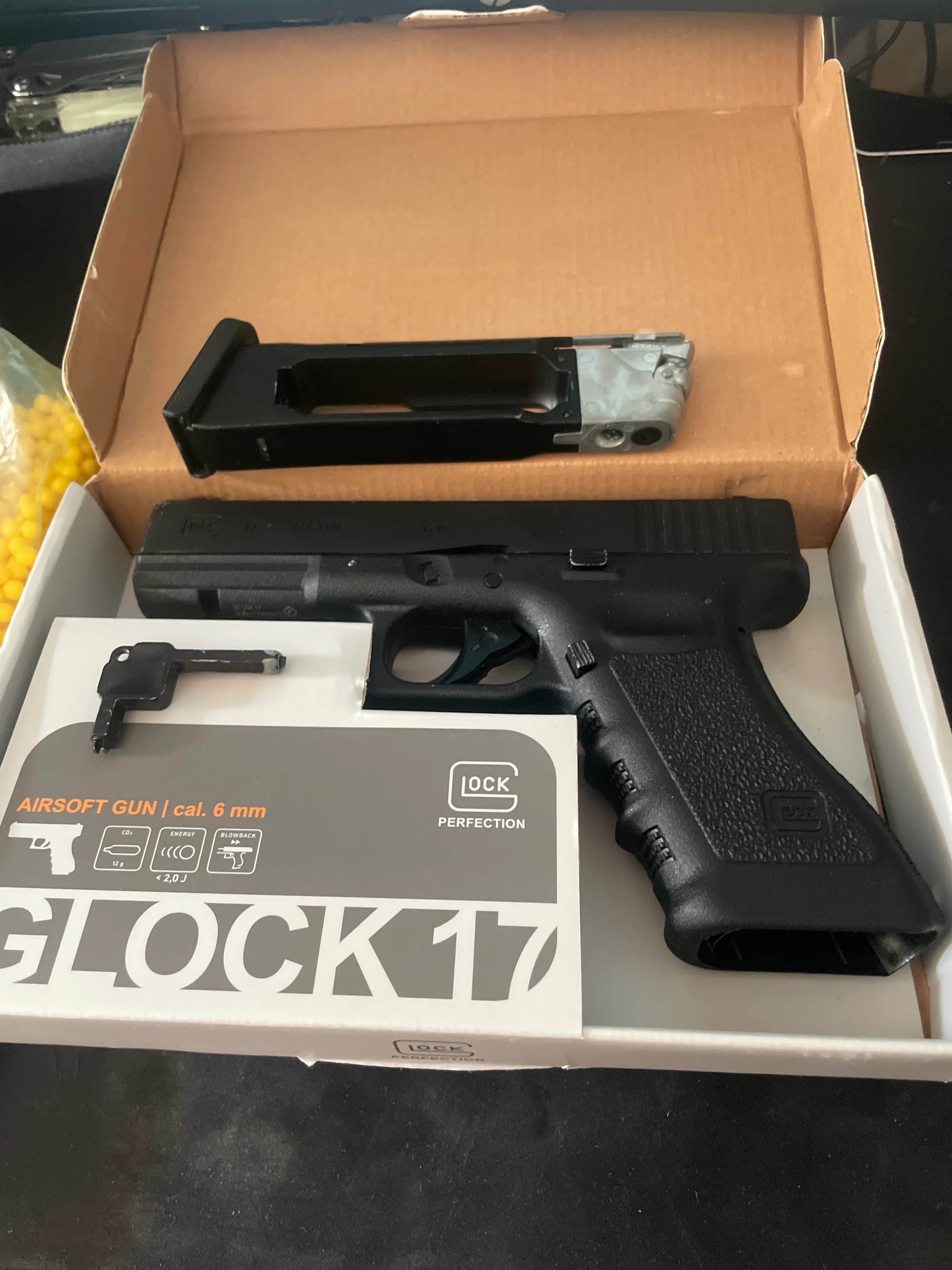 Glock 17