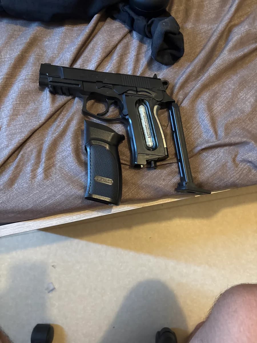 Replique pistolet bersa mini 4