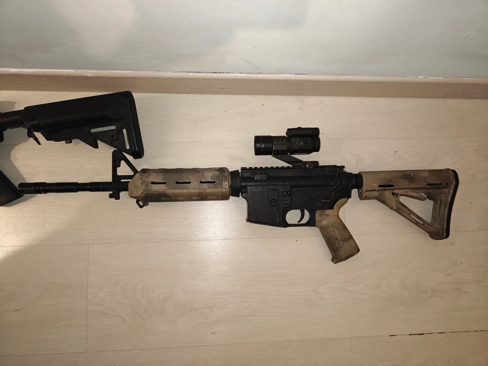 Lot de 2 Répliques Airsoft M4/AR-15 mini 4