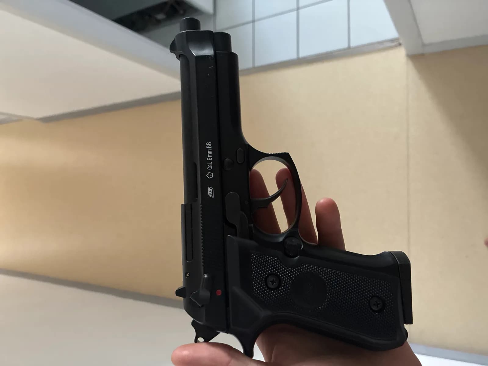 Airsoft à gaz mini 4