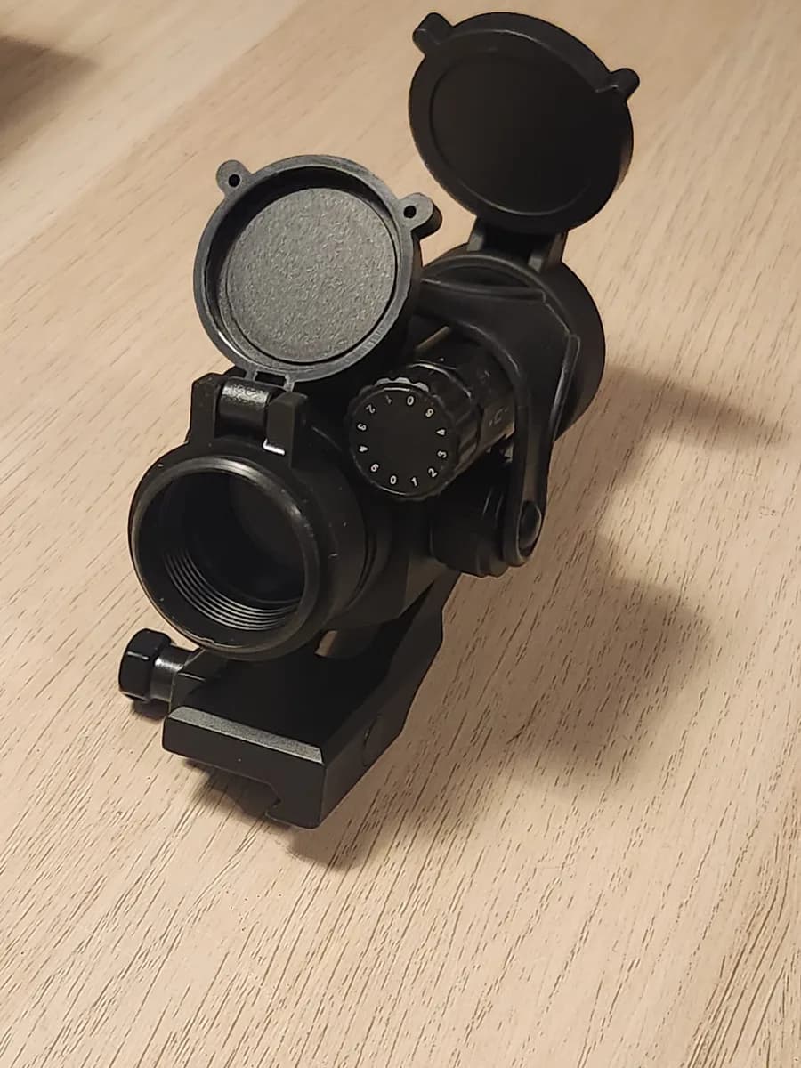 Red dot mini 6