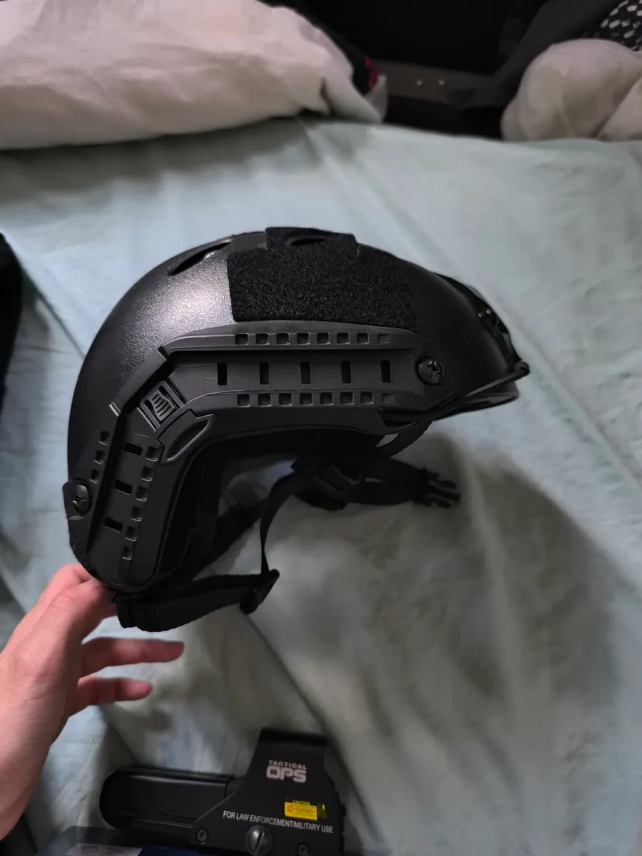 Casque fast noir mini 2