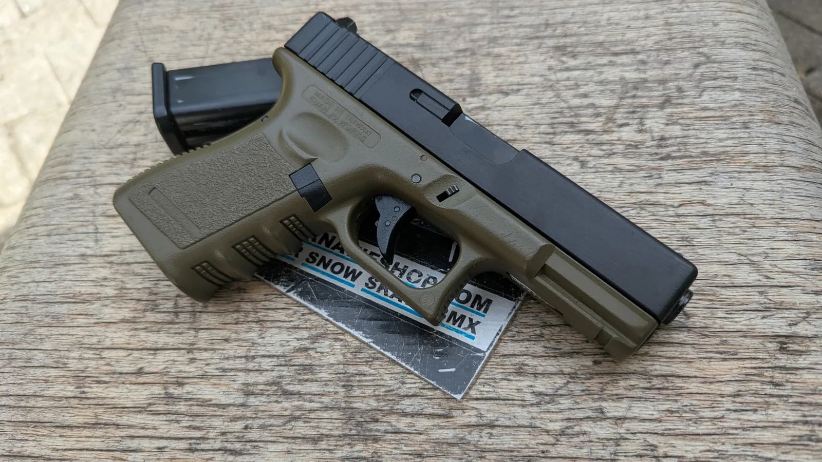 Glock 19 Gen3 Kaki GBB KJW mini 2