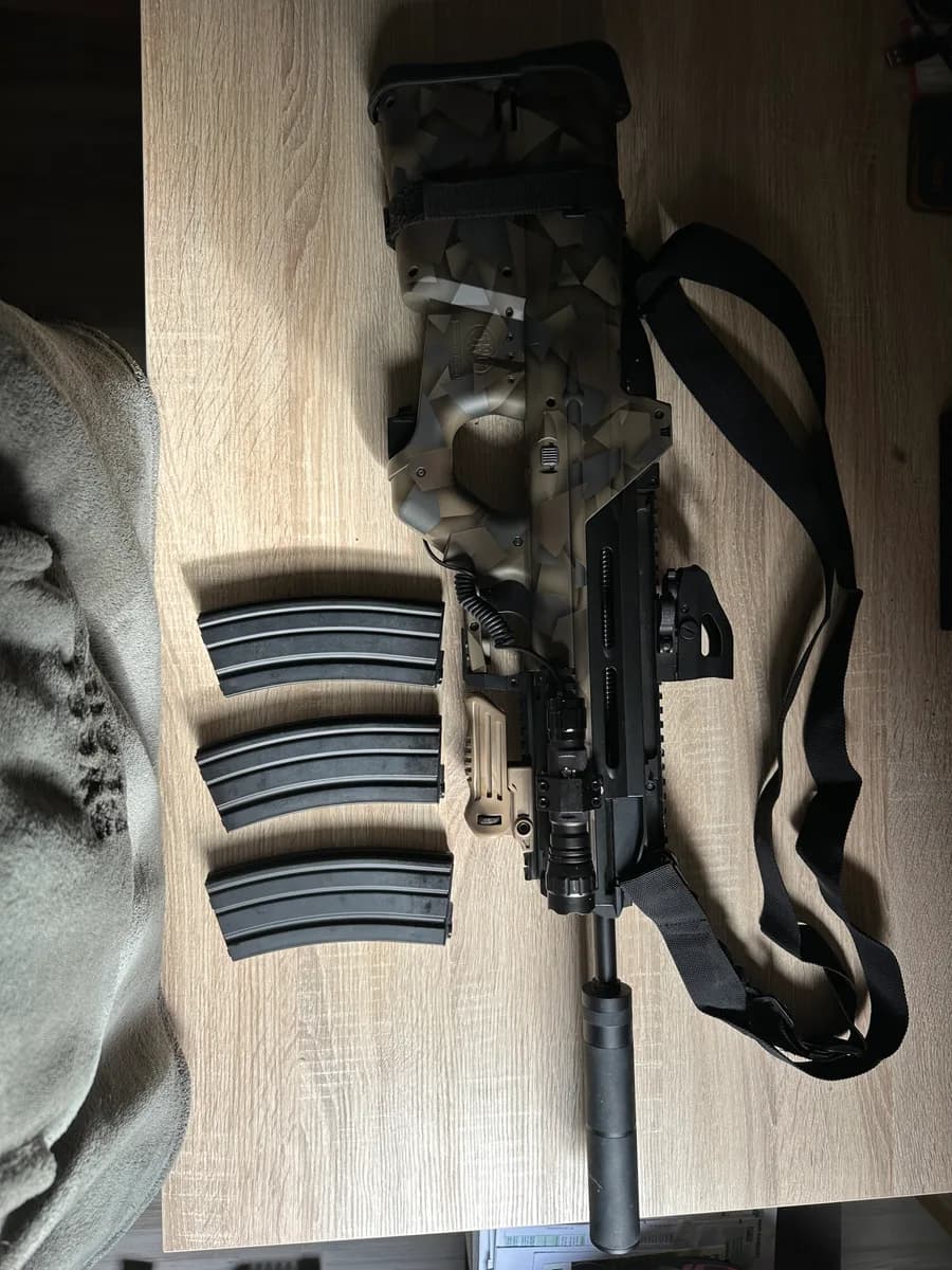 fn F2000