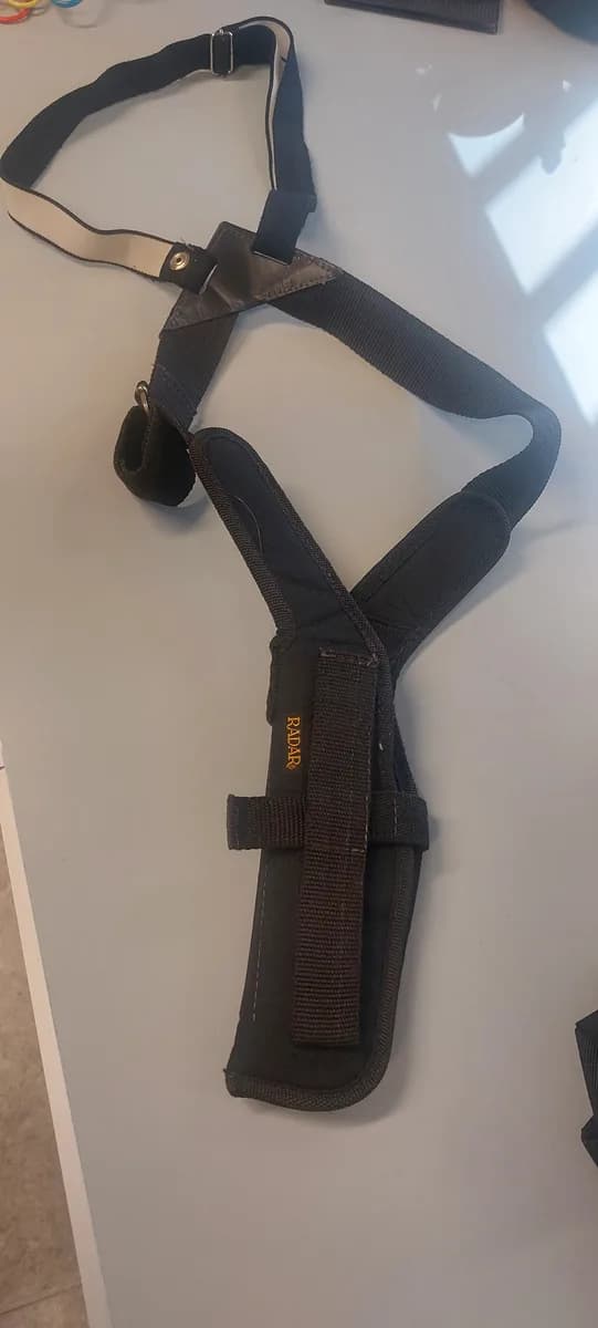 2 holsters neufs mini 2