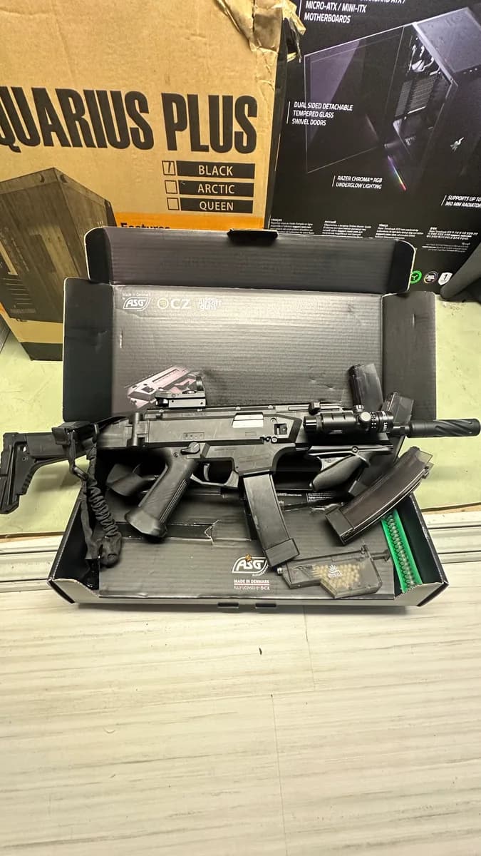 Scorpion evo 3A1 en parfait état avec 4chargeurs