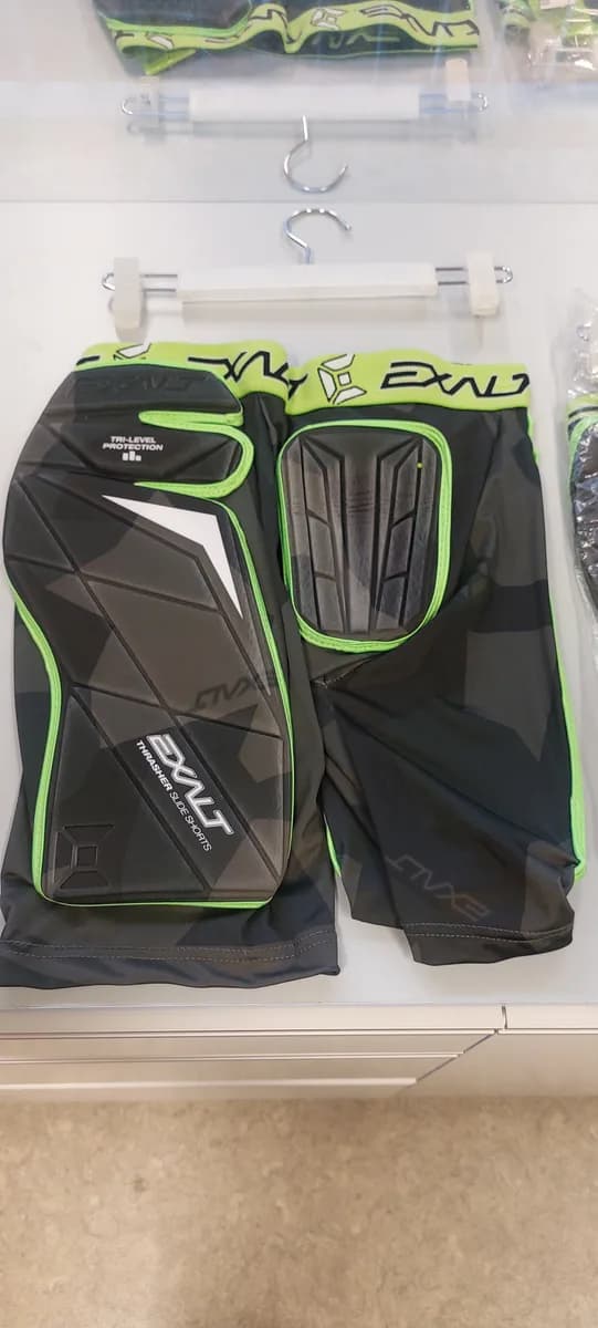 8 slits shorts protections exalt neufs mini 2
