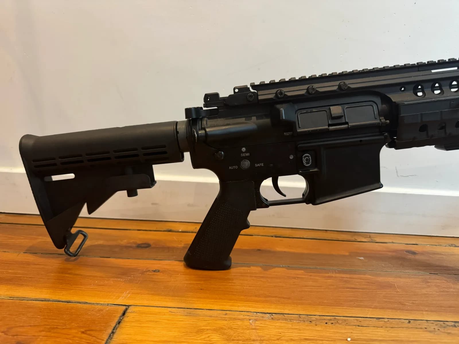 Réplique AIRSOFT mini 5