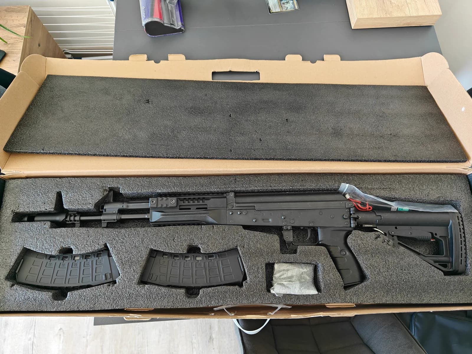 Réplique AEG AK-12 Arcturus mini 2