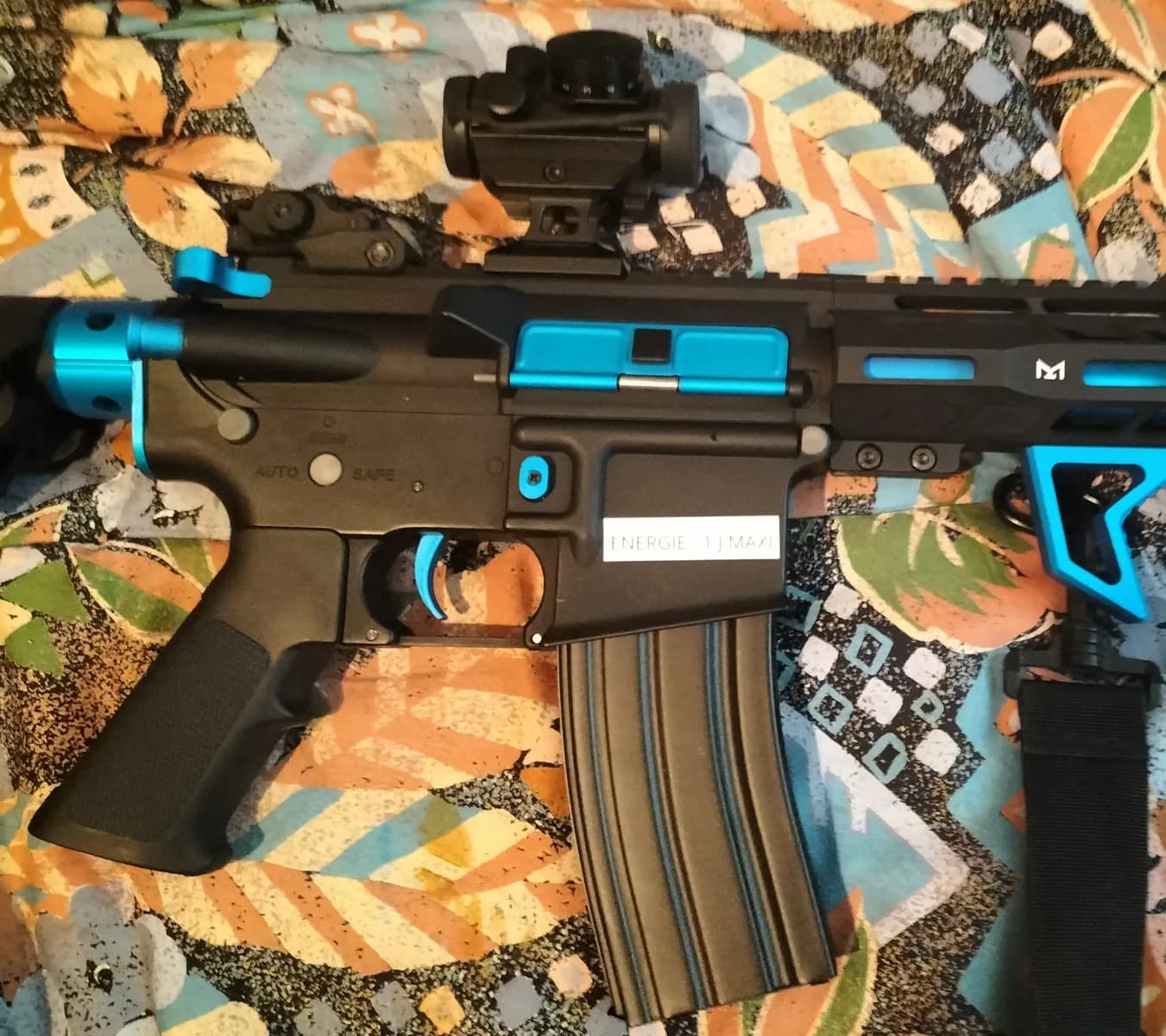 Colt M4 Hornet Blue Fox – Viseur VictOptics mini 7