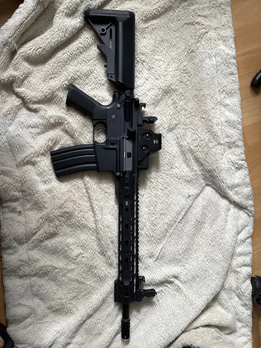 Réplique Colt M4 Hawkeye AEG Full Metal Cybergun + viseur mini 1