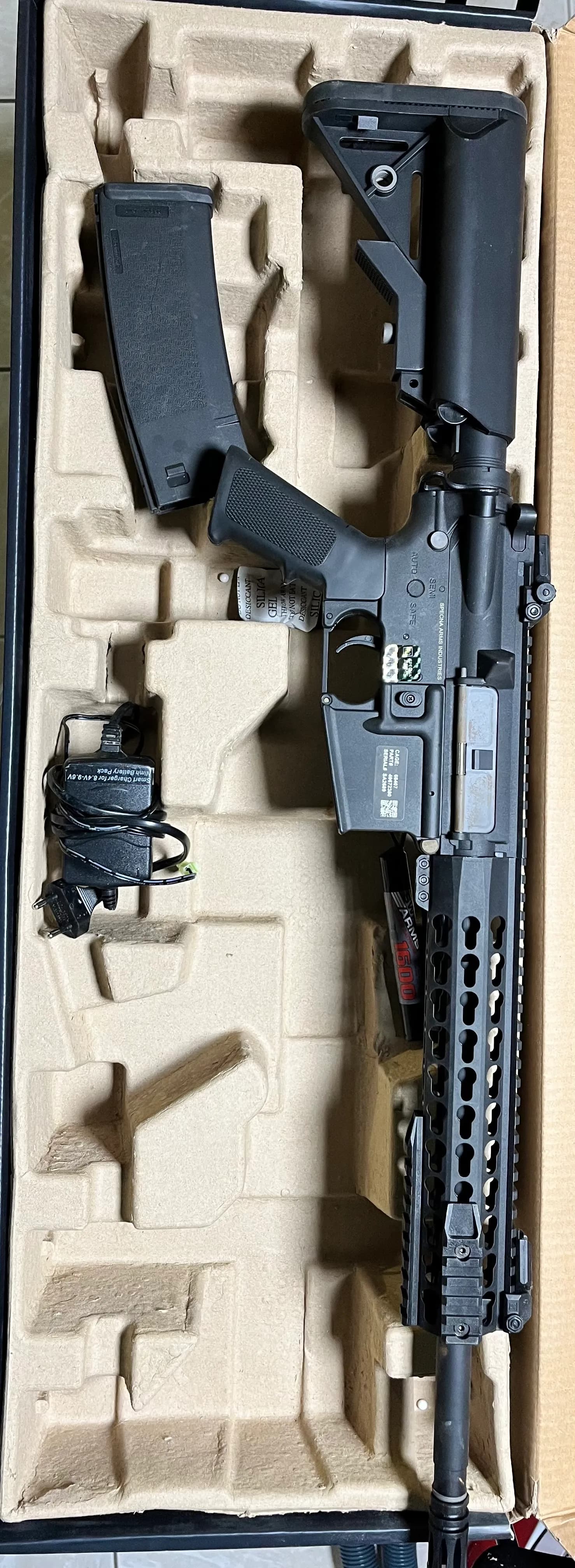 Fusil Airsoft Specna Arms SAF02 comme neuf mini 1