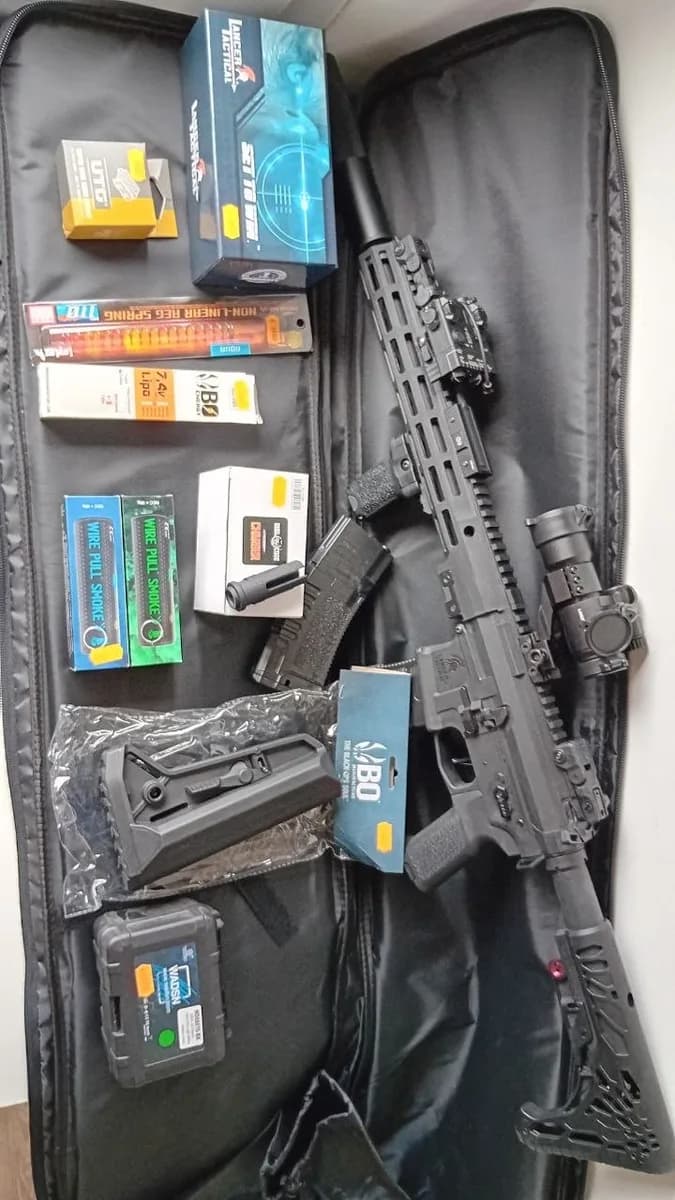 Réplique airsoft AEG Lancer Tactical