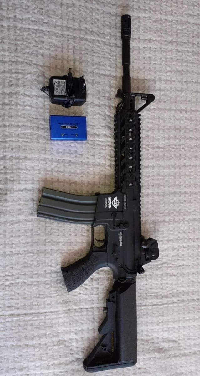 M4 airsoft AEG mini 1