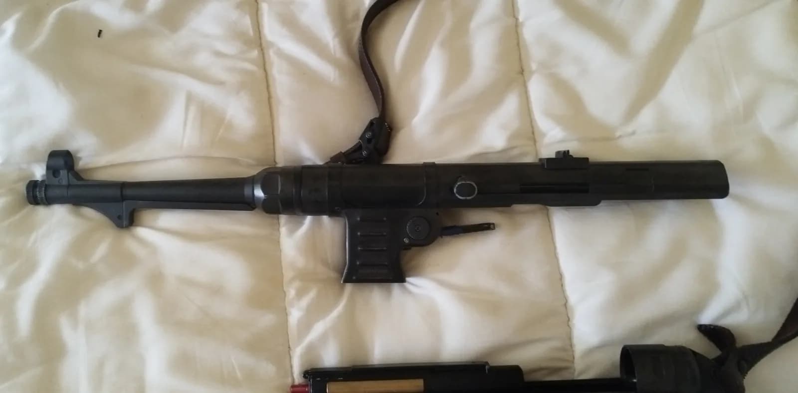 Mp40 AGM (full modifier) mini 4