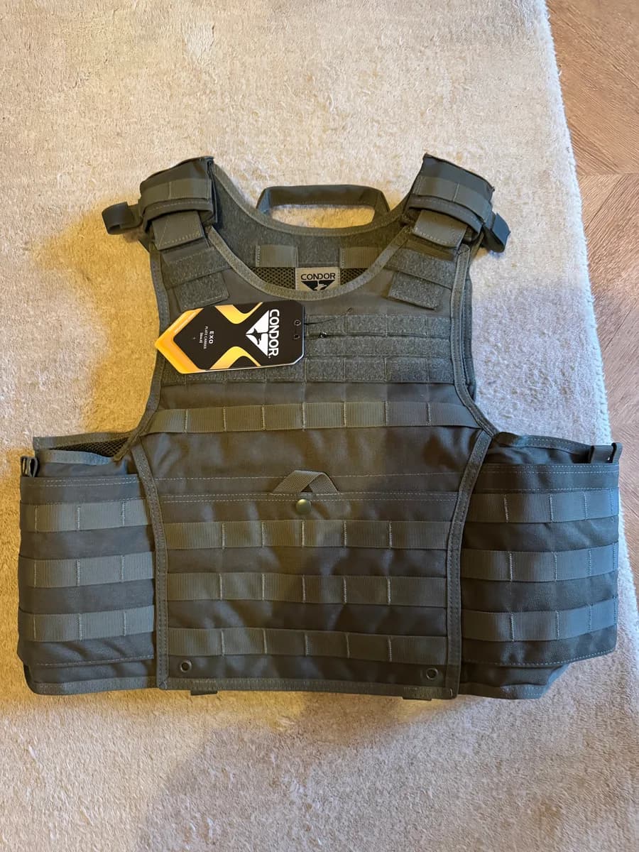 Condor exo plate carrier Gen 2 ( S/M) + 2 pochettes