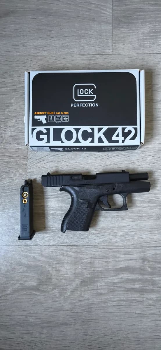 Glock 42 GBB Umarex gaz mini 1