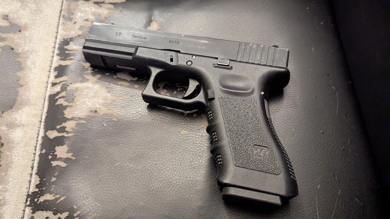 Glock 17 Gen3 WE GBB mini 7