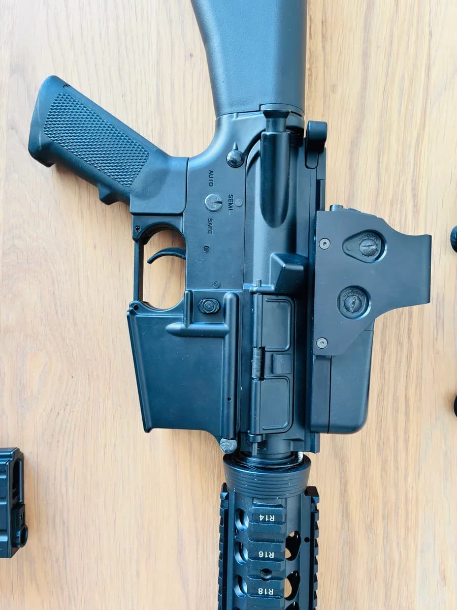 Cyma M16A4 RIS AEG mini 3