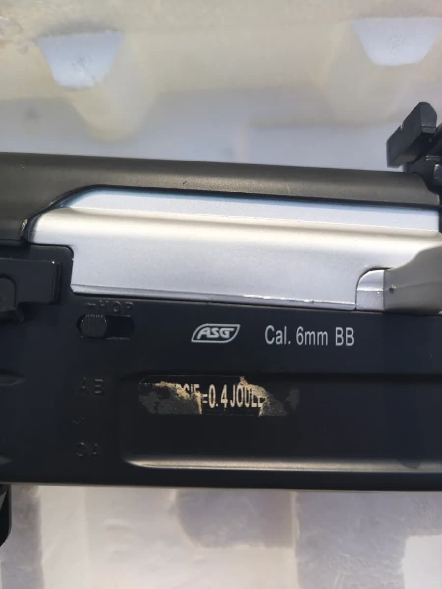 ASG Arsenal SLR105 AK AEG 6mm + batterie + chargeur + boîte mini 8